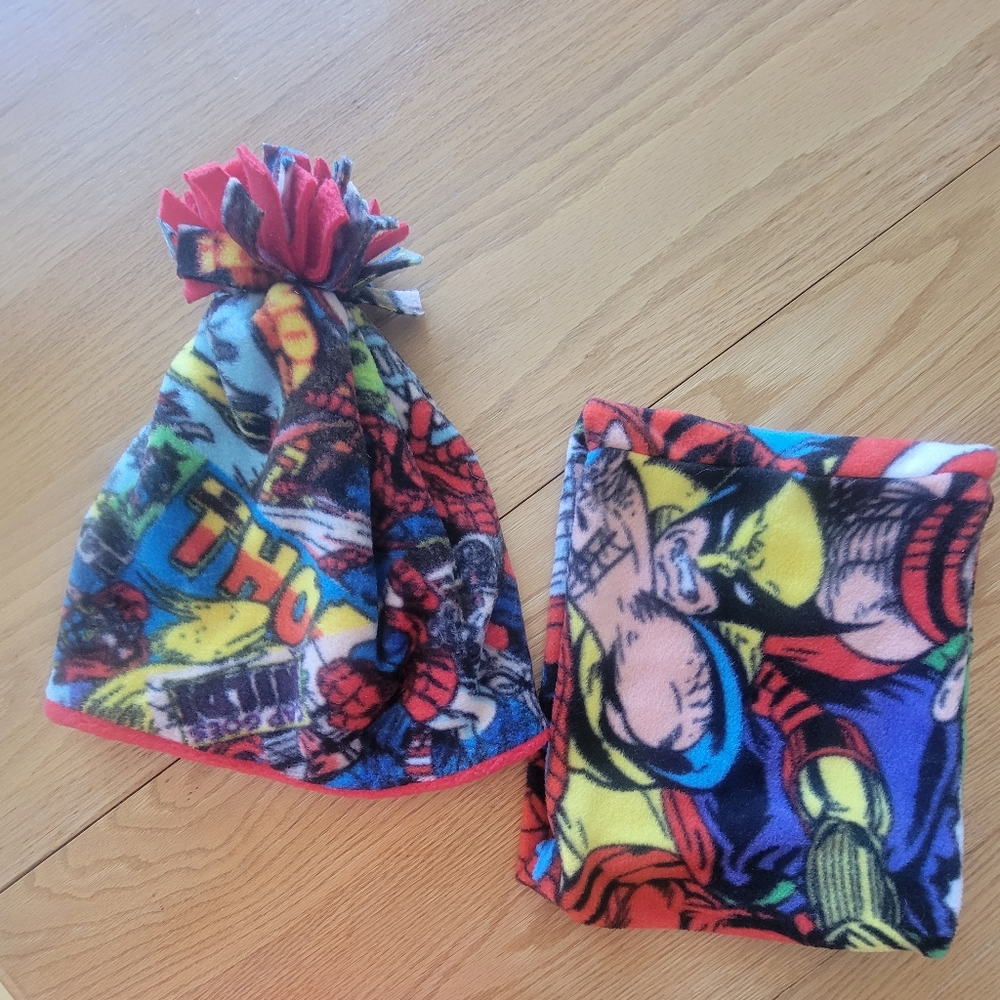 Boys hat and neck warmer